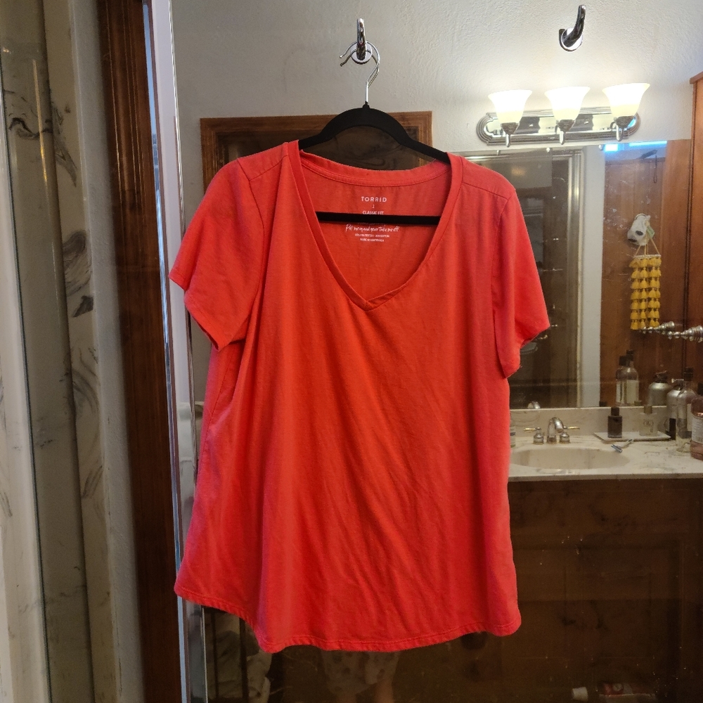 Torrid pink  girlfriend T